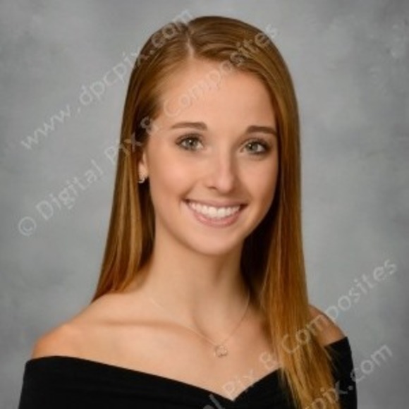 Meet your Posher, Mackenzie - Picture 1 of 1